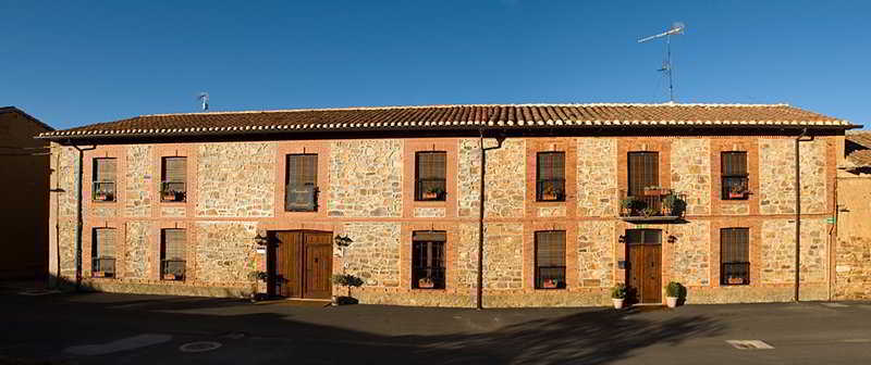 Posada Real Pascual Santa María de la Vega Esterno foto
